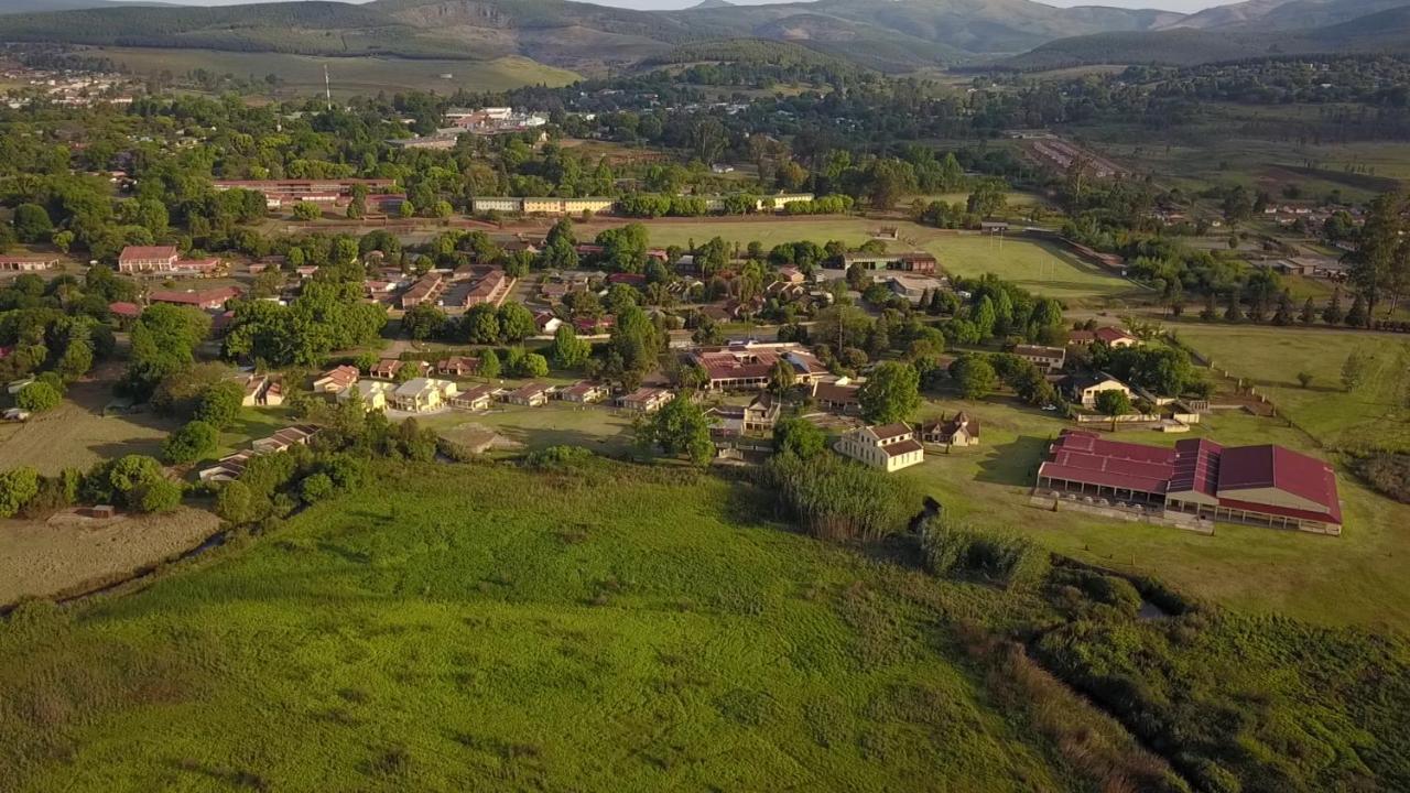 סאבי Floreat Riverside Lodge And Spa מראה חיצוני תמונה
