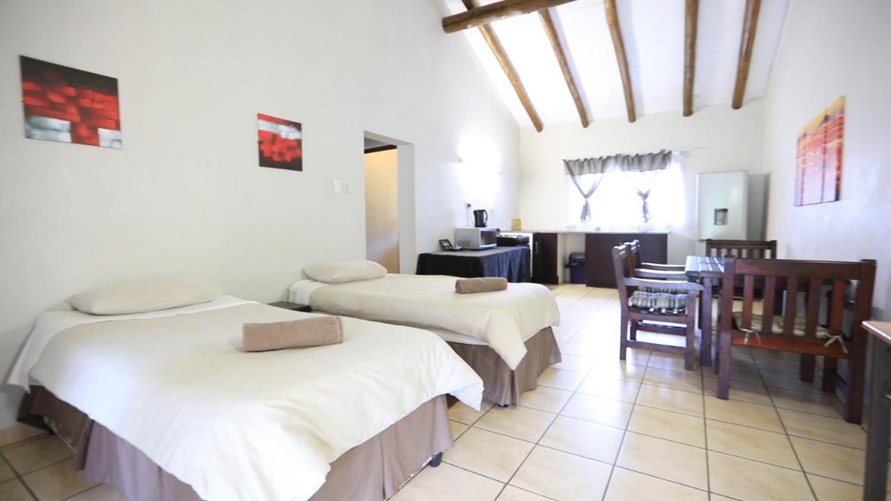 סאבי Floreat Riverside Lodge And Spa מראה חיצוני תמונה