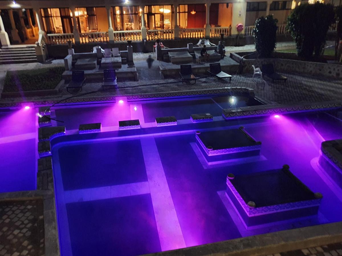 סאבי Floreat Riverside Lodge And Spa מראה חיצוני תמונה