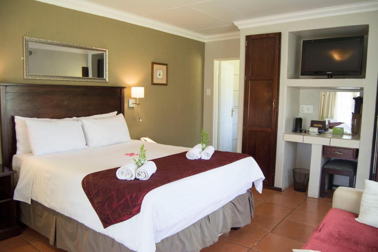 סאבי Floreat Riverside Lodge And Spa מראה חיצוני תמונה