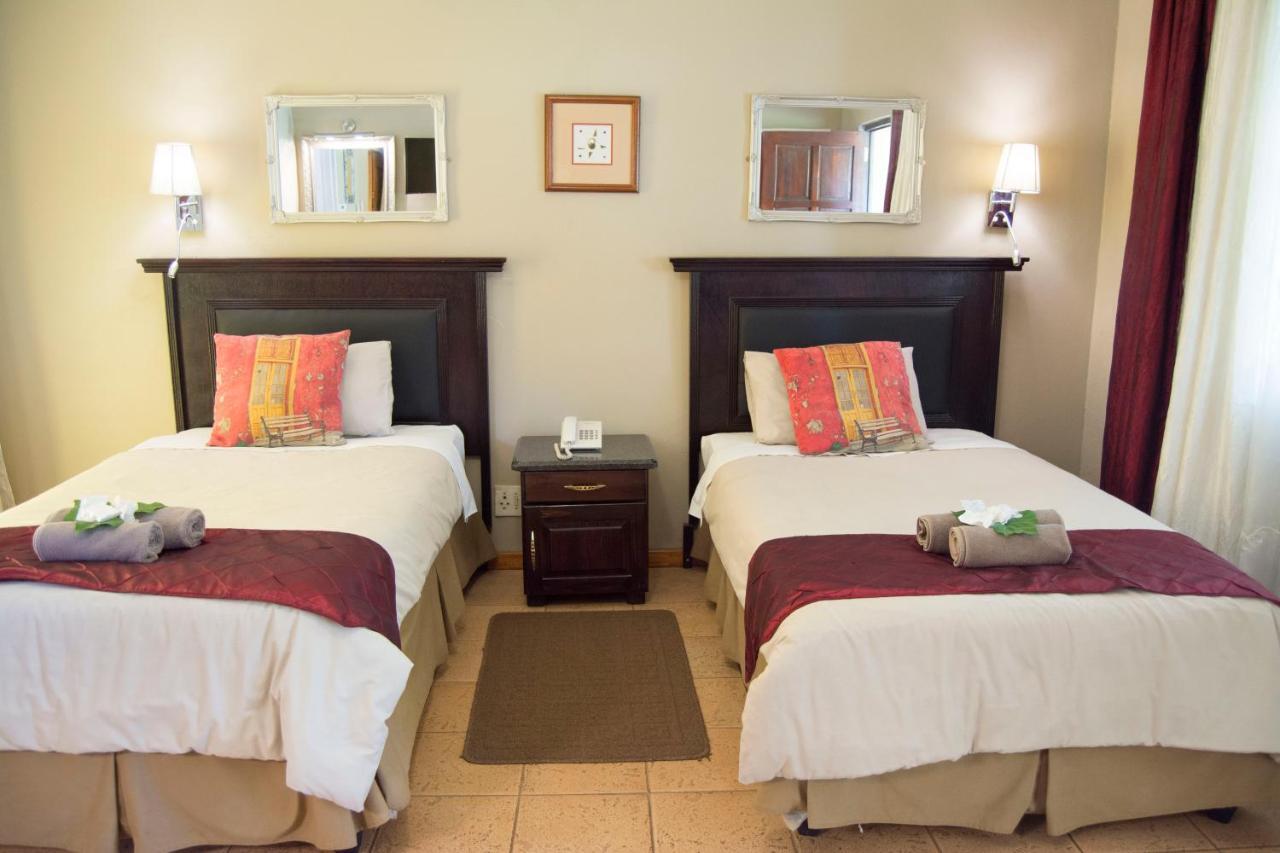 סאבי Floreat Riverside Lodge And Spa מראה חיצוני תמונה