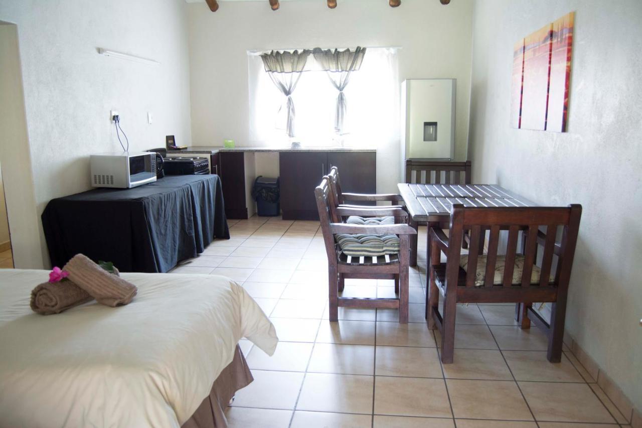 סאבי Floreat Riverside Lodge And Spa מראה חיצוני תמונה