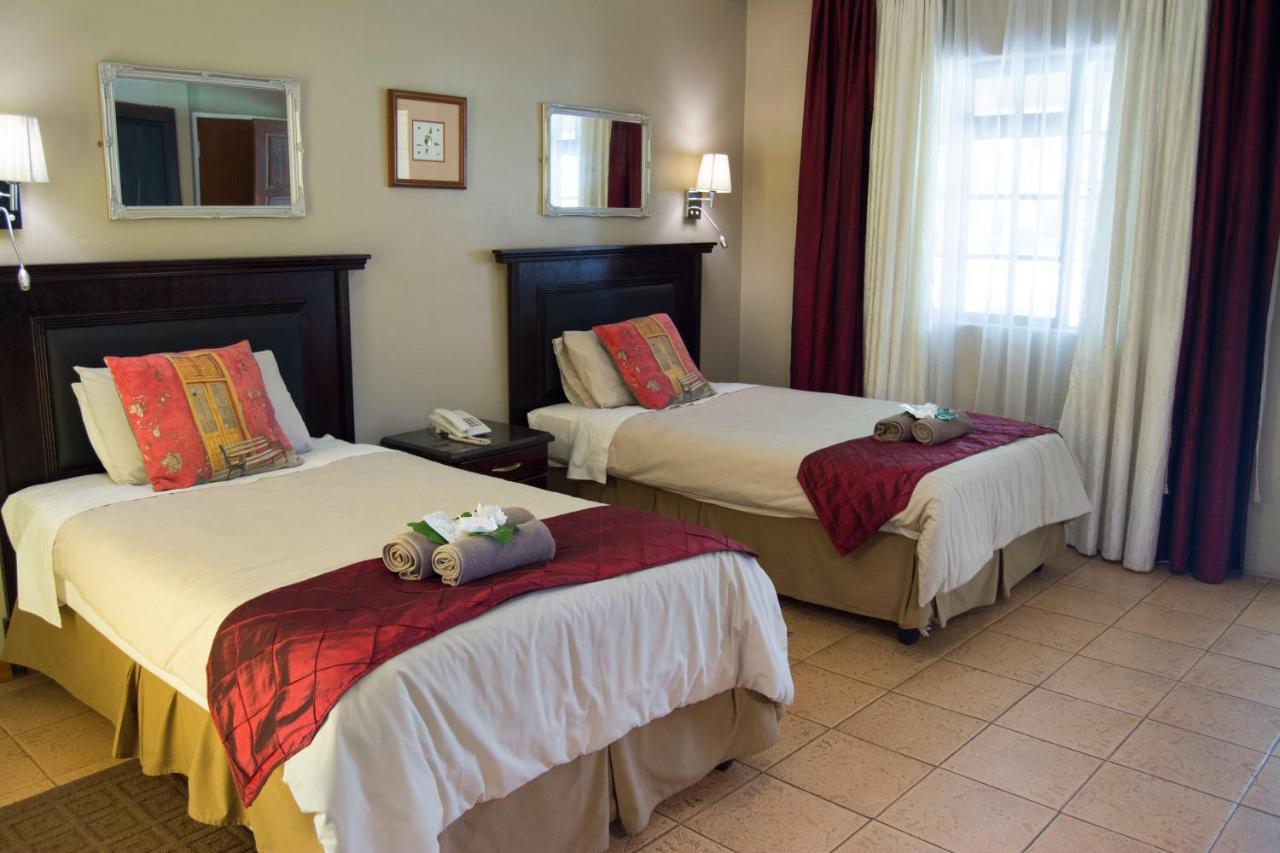סאבי Floreat Riverside Lodge And Spa מראה חיצוני תמונה